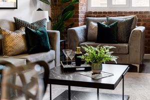 Photo 1- click for photo gallery